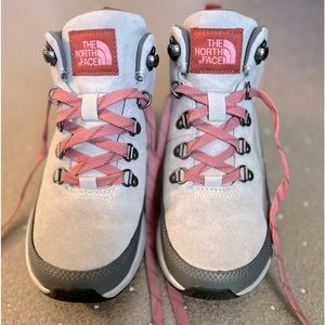 The North Face Women’s Back to Berkeley worn once